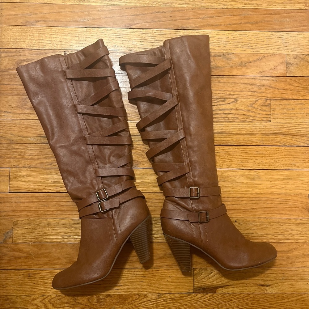 Brown Knee-High Women's Boots